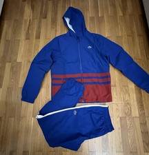 lacoste herren anzug Größe M