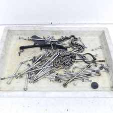 Suzuki VS 800 Intruder Schrauben & Kleinteile Motor 75525