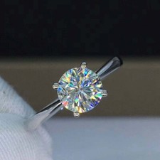 1,50 CT Rund Echter Moissanit