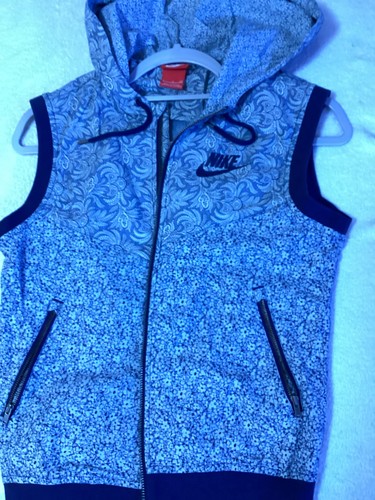 Nike weste s aus - nike,