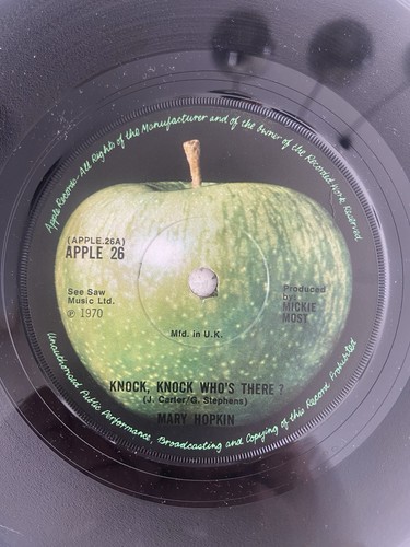 Mary hopkin knock - mary,