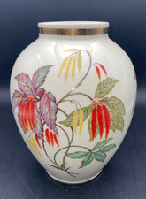 Thomas Bavaria Ivory Vase