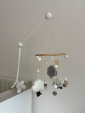 Baby mobile aus Filz - Sonne, Wolken mit Halterung aus Holz