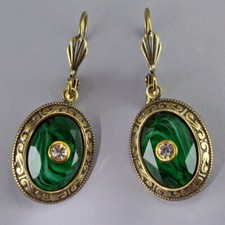 Aus dem Strass-Palast edle