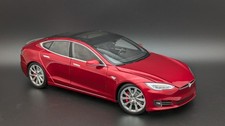 1/18 Tesla Model S P100D rot