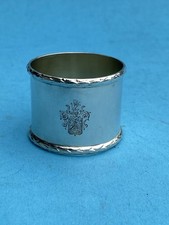 Massiver runder Serviettenring, 800 Silber, Keyser ~ 1900, graviert: Adelswappen