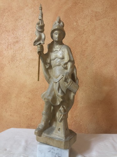Florian holz statue - holz,