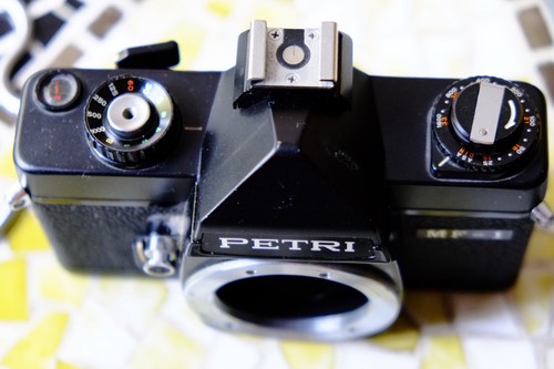 Petri lens slr film - petri,