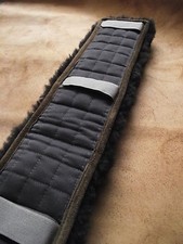 12 cm x 50-90 cm  Lammfell