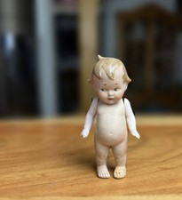 Antikes Püppchen aus Bisquit