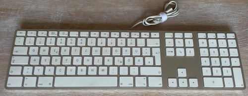Apple keyboard schnurgeb - apple, keyboard,