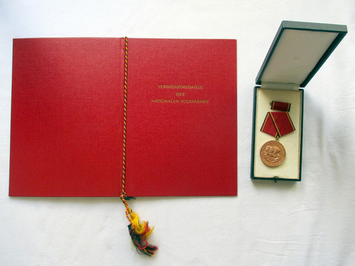 Ddr verdienstmedaille bronze - ddr,