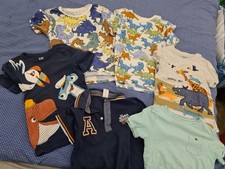 Karton Jungen Kleidung, Schuhe Gr. 122 / 128 H&M, C&A, Rebel, Vaude (37 Teile)