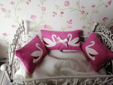 3 Schwanen-Polster-Kissen