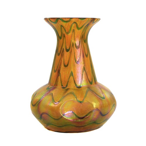 Vase mit silbergelbkröseln - vase,