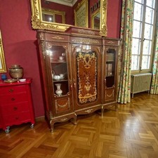 Französischer Vitrinenschrank