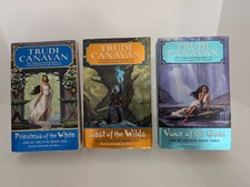 Trudi Canavan Age of the Five