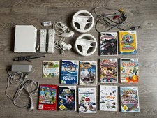 Nintendo Wii (RVL-001 EUR), 2 Plus Remotes, 12 Spiele, 2 Nunchuks, HDMI Adapter