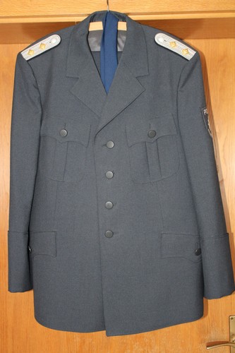 Alte graue polizeiuniform - alte,
