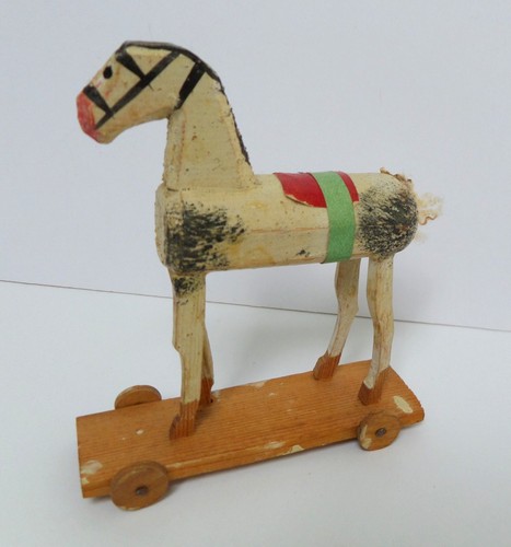 Miniatur altes bemaltes holz - miniatur,