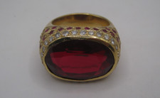 Exklusiver 18K-Goldring mit 9 ct Rubin, 22 Brillanten & 49 Rubinen