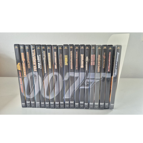 James bond 007 special - james,