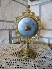 Alte Tischglocke stehend zum