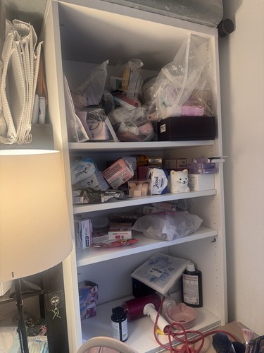 Vitrinenschrank