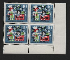 Bund 450 ** Eckrand-4er-Block Formnummer 2 Hn