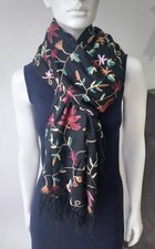 EWA SCHREIBER Tuch Stola schwarz 100% Wolle bestickt Fransen Blumen 204x75cm