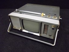 Universum FK-100R, Minifernseher, Vintage, o. Material. UNGEPRÜFT!!!  #L-285
