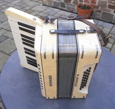 Schönes hohner akkordeon - ,