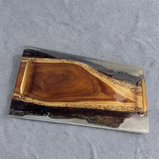 Servierbrett aus Nussbaum &