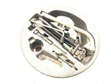 VW Passat 35i B4 Facelift Bordwerkzeug Wagenheber Werkzeug Schlüssel ORIGINAL