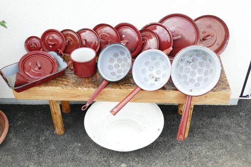Altes emailgeschirr rot emaile - emailgeschirr,