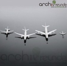 2 x schöne Modell Flugzeug