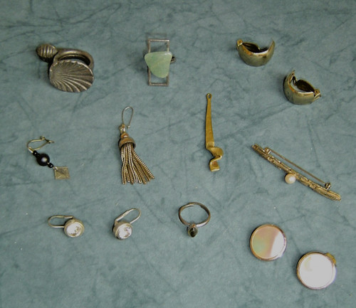 Teile von altem schmuck - teile,