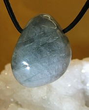 KATZENAUGE   Trommelstein