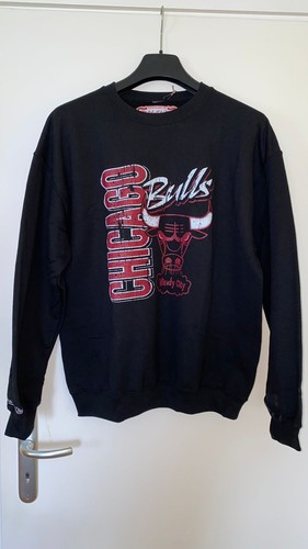 Chicago bulls sweater - chicago,