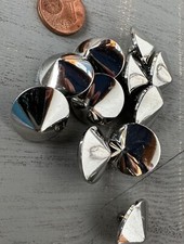 8 Knöpfe 15mm silber spiegel Ösenknopf Trachten Kegel Halbkugel Spitzform