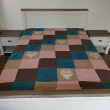 Gestrickte Patchwork Tagesdecke Decke Handgestrickt, 220 x220 cm. Neu unbenutzt.