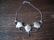 herrliche Kropfkette Trachten