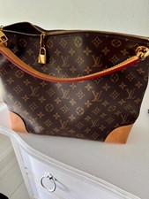 Louis Vuitton Berri PM in bestem Zustand / machen Sie ein Angebot