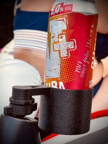 Getränkedosenhalter für