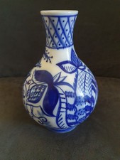 russisches Porzellan Vase h 16 cm UdSSR LFZ Leningrad blau weiß Blumen Russland