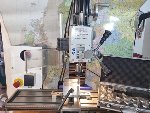 Fräsmaschine mit servomotor - fräsmaschine,