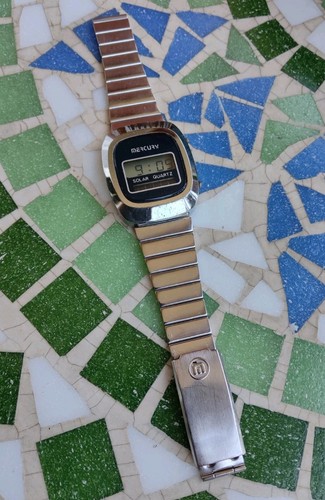 Vintage lcd digitaluhr solar - digitaluhr,