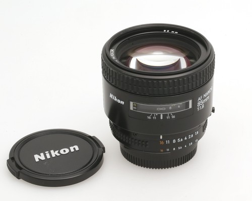 Nikon nikkor 85 - 1,8/85, mm