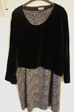 Abendkleid mit Samt u. Seide