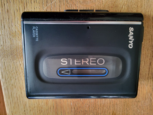 Walkman sanyo 21 - 21, guter